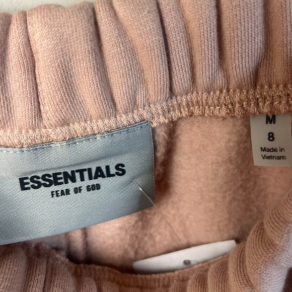 NWT Fear of God Essentials Kids' Logo Sweatpants - Picture 10 of 11